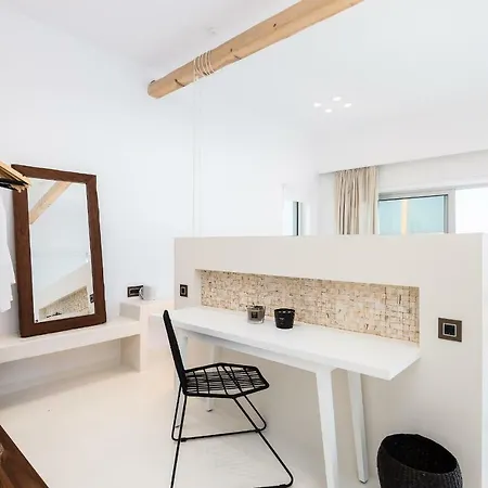 La Casa Di Mare, Luxury Front With Private Pool, Whirlpools & Sauna, By Thinkvilla