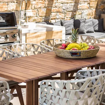 Βίλα La Casa Di Mare, Luxury Front With Private Pool, Whirlpools & Sauna, By Thinkvilla *